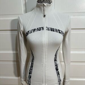 Lululemon Define Jacket *Brushed Size 4 White Black Glacier Lace Flattering Fit